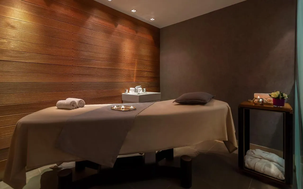 *****  Adam Hotel Suites チュニス チュニジア